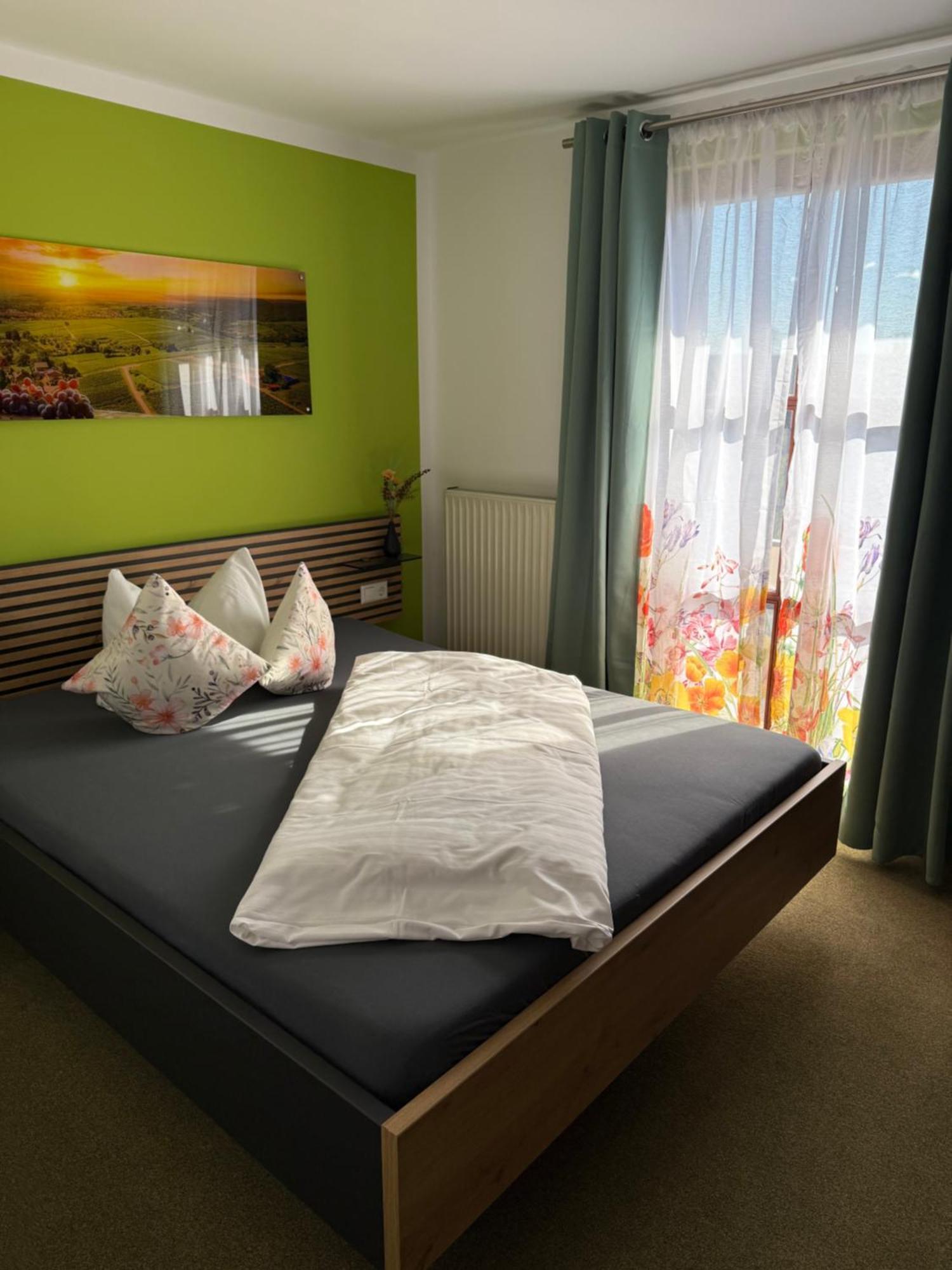 Rebstoeckel Hotell Schweigen-Rechtenbach Eksteriør bilde